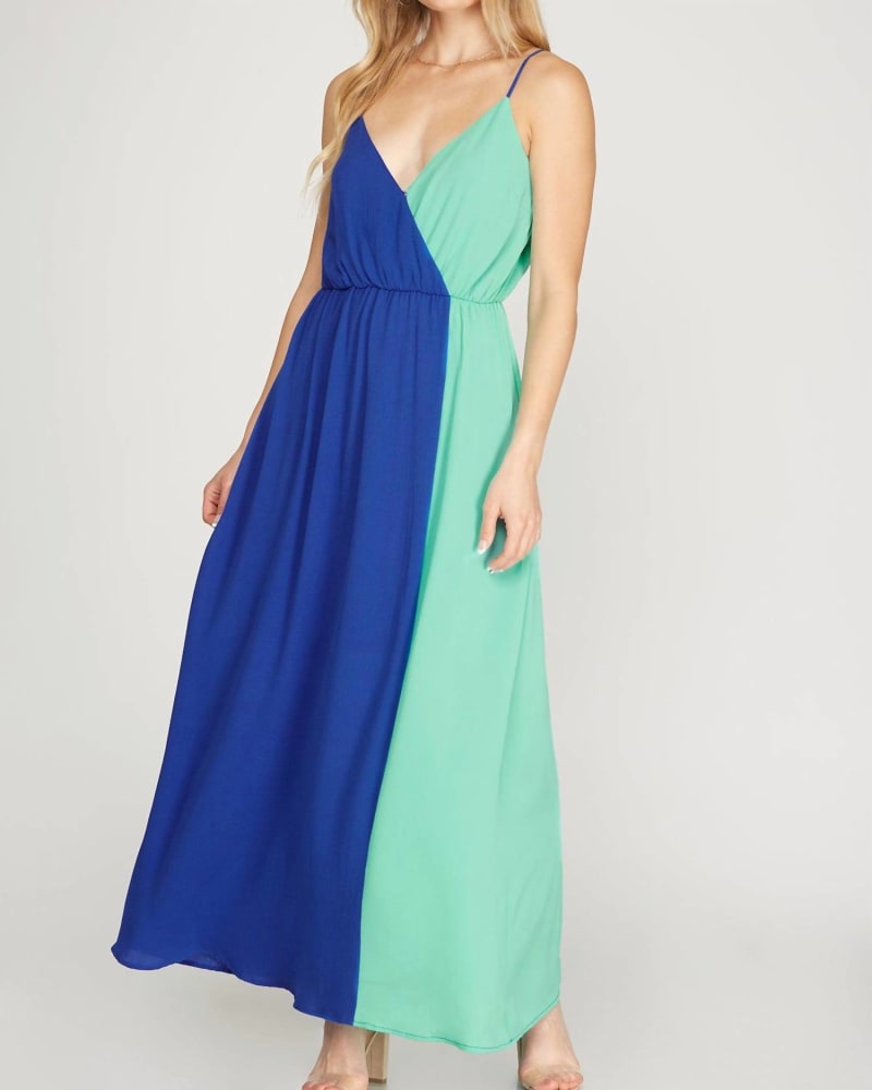 Front of a model wearing a size Large Color Block Maxi Dress in Multi in Multi by SHE + SKY. | dia_product_style_image_id:326024